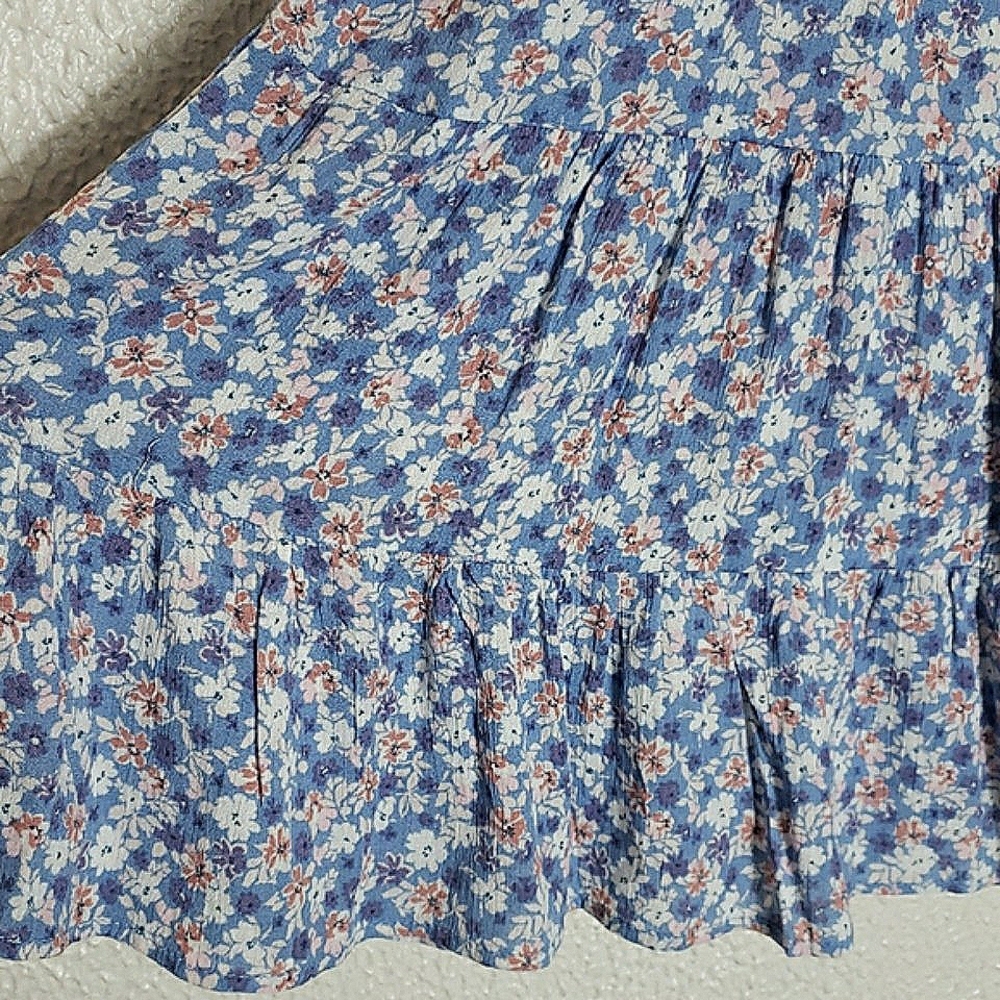 Altar'd State Tiered Floral Dress Scoop Neck Short Puff Sleeves Blue Multicolor - Picture 8 of 13